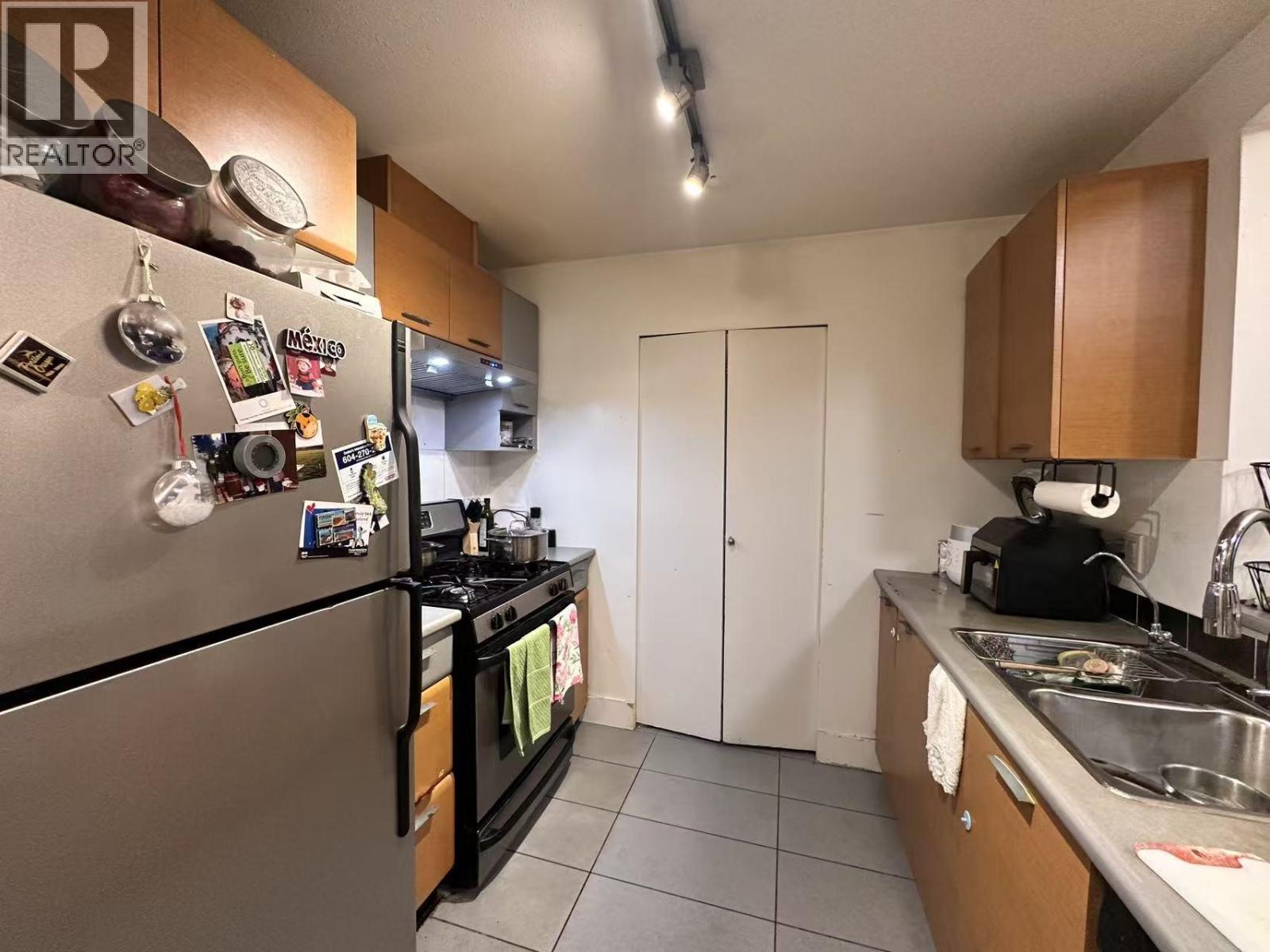 310 9233 FERNDALE ROAD, Richmond