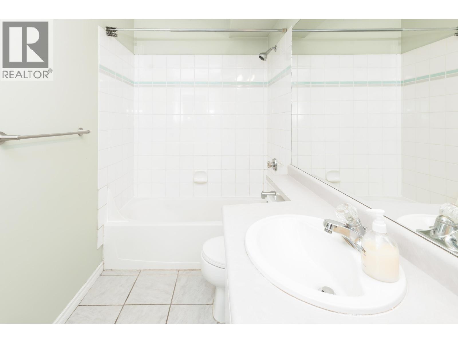 112 1966 COQUITLAM AVENUE, Port Coquitlam