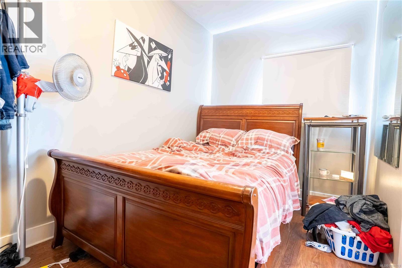  2329 Dowler Place, Victoria