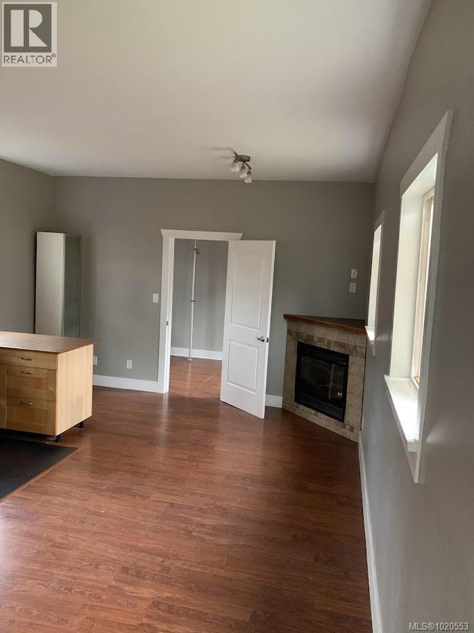  2329 Dowler Place, Victoria