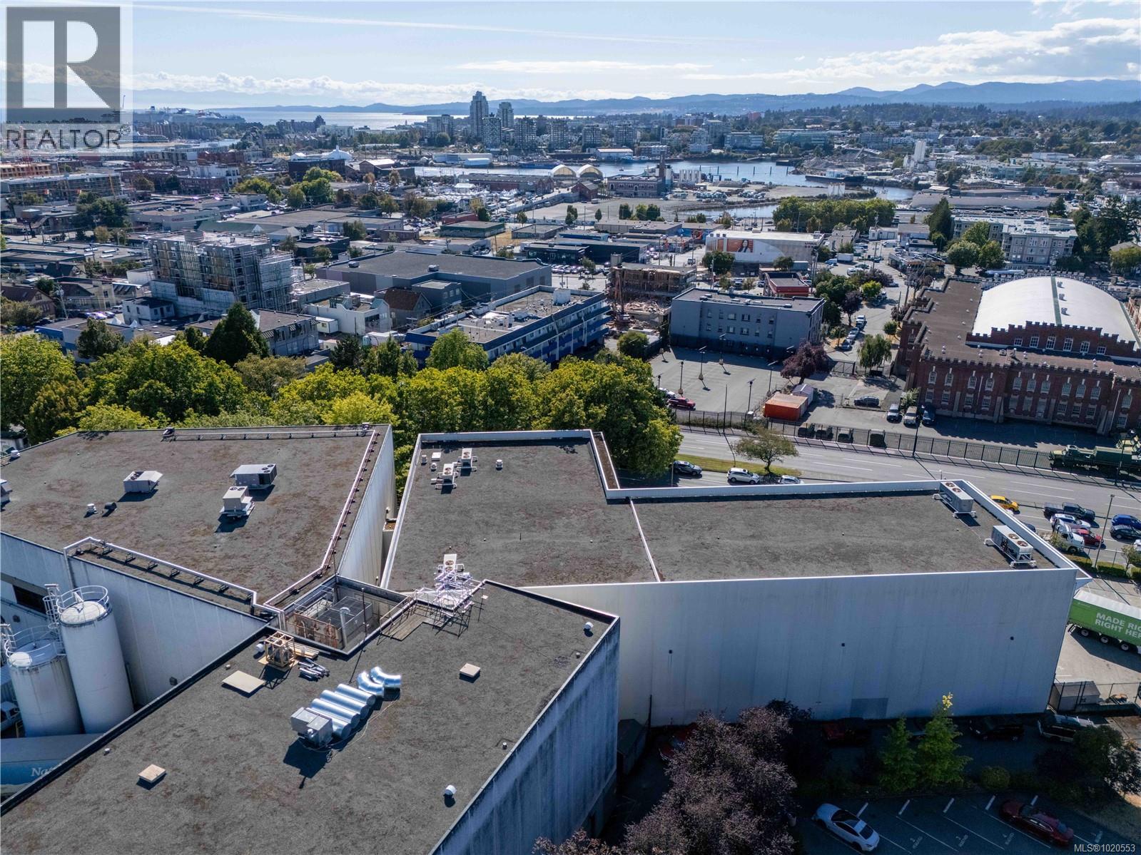  2329 Dowler Place, Victoria