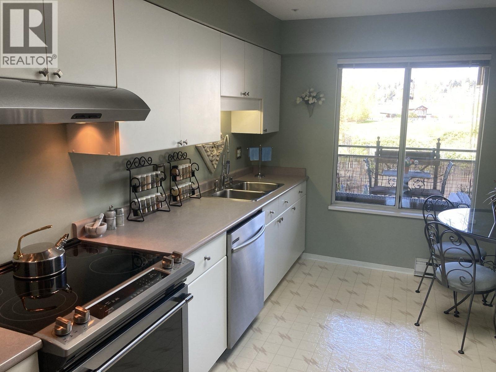 224 3 RIALTO COURT, New Westminster