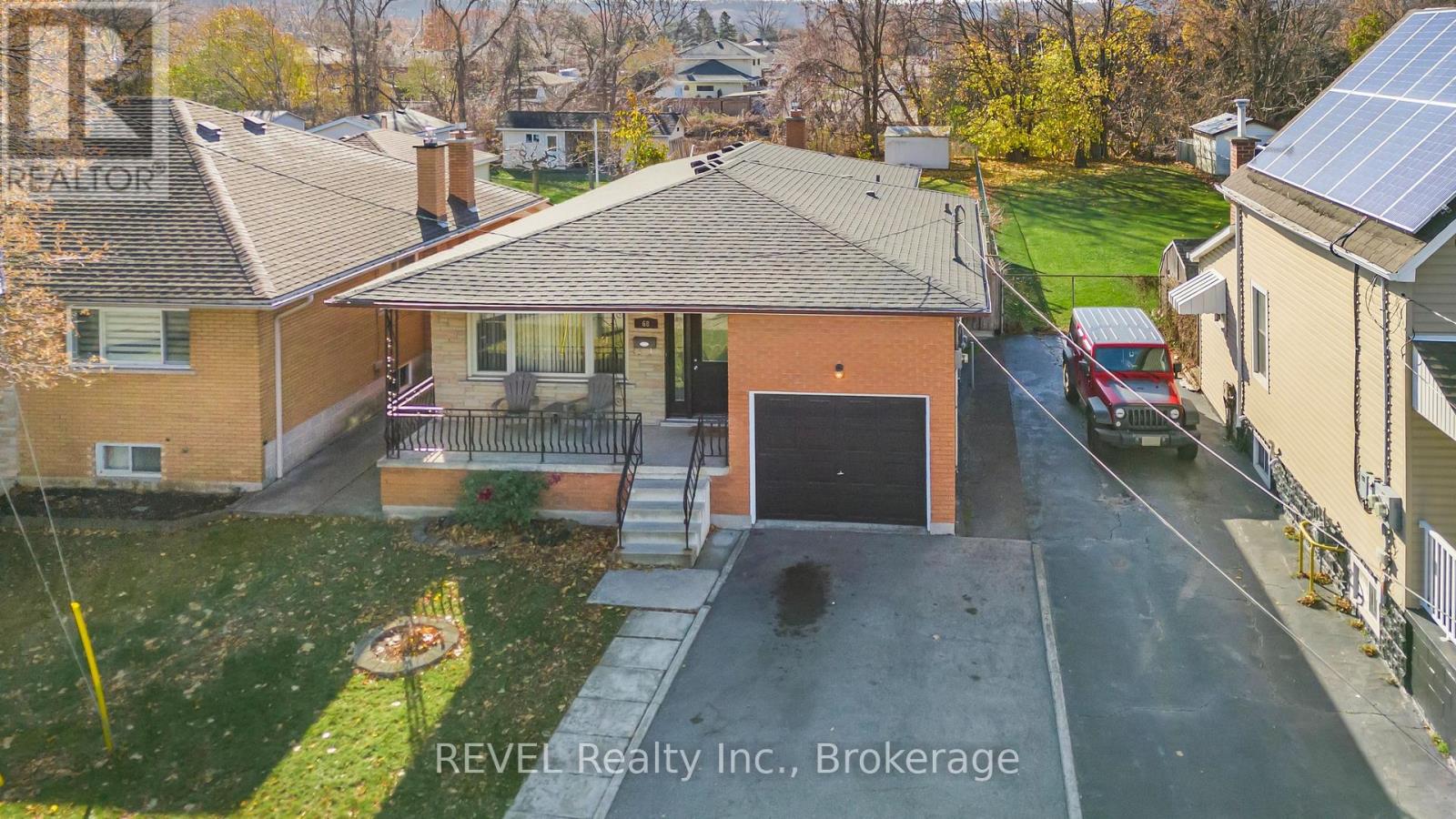 Single Family House Raised bungalow for Sale in  HIXON ROAD Hamilton (Rosedale) 