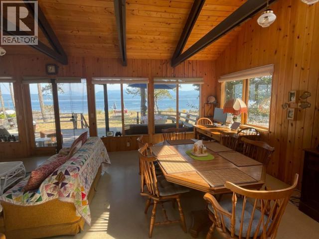 940 HANSON LANE, Savary Island