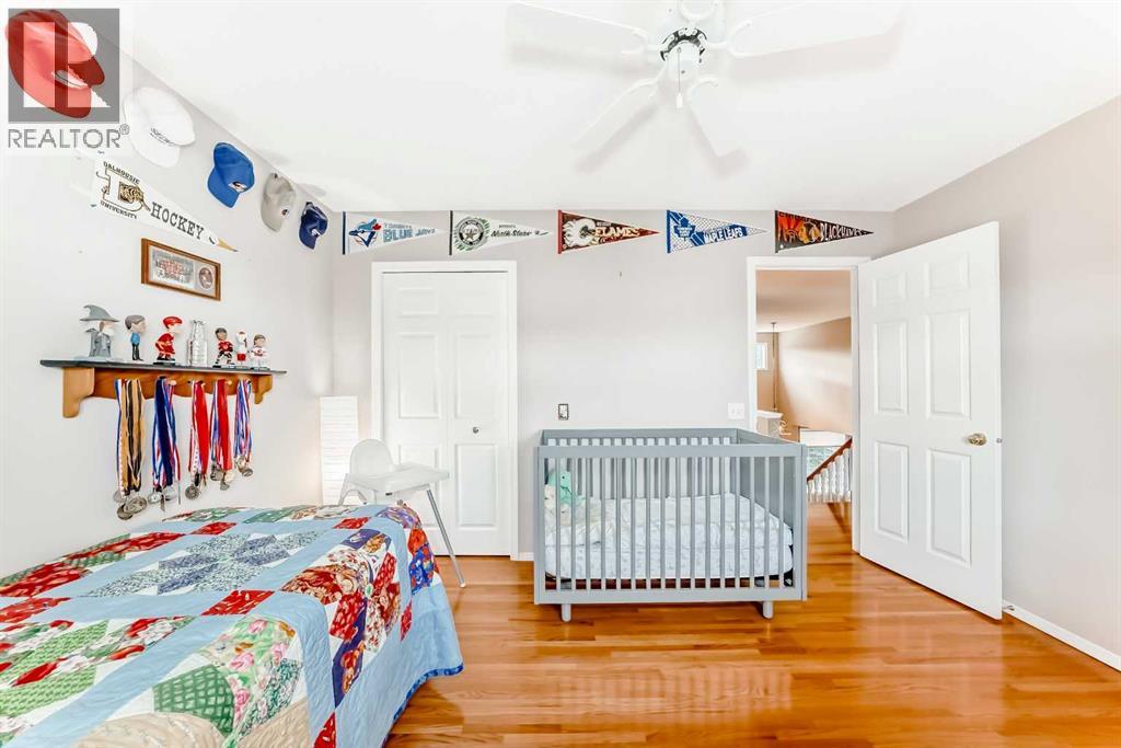 Single Family House for Sale in  Mt Yamnuska Court SE McKenzie Lake Calgary 