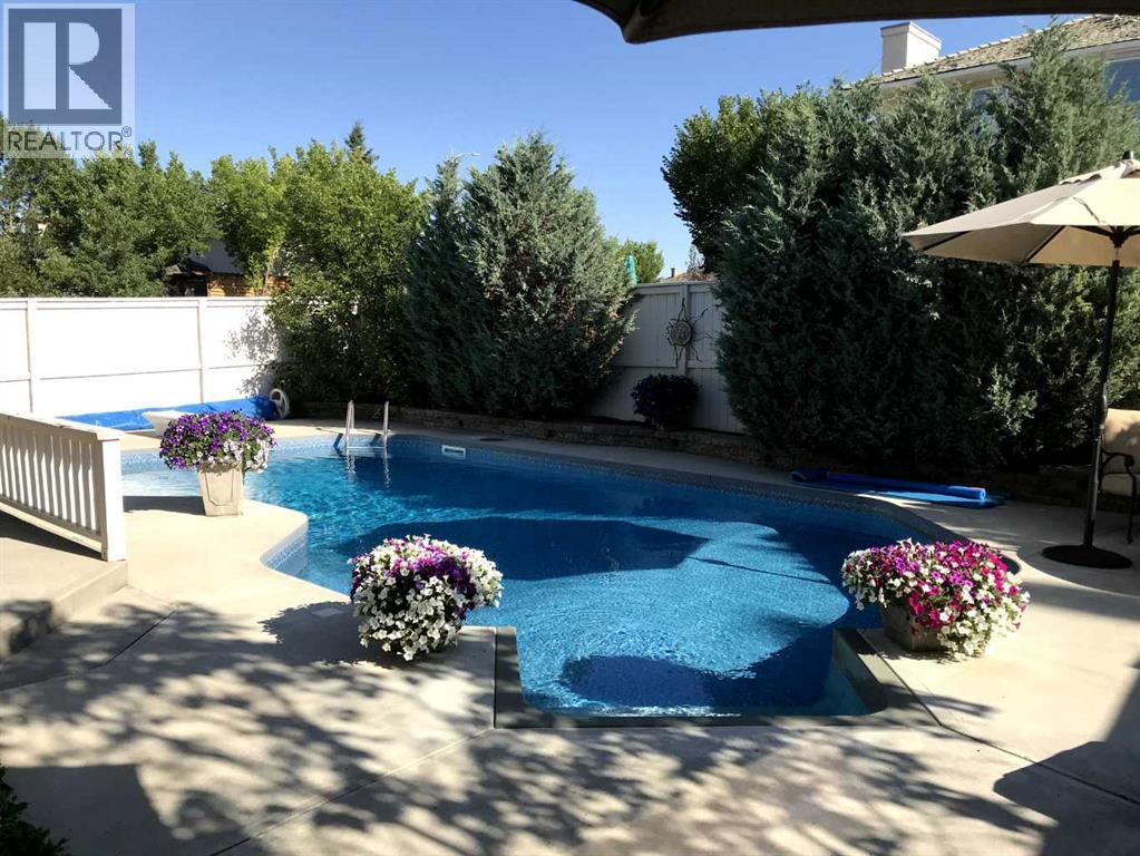 Single Family House for Sale in  Mt Yamnuska Court SE McKenzie Lake Calgary 