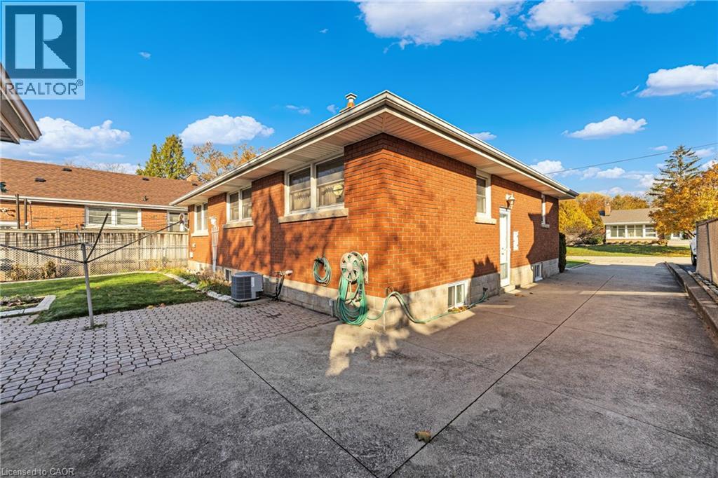 20 BURWELL Avenue, Stoney Creek, Ontario, L8G3L7 — Photo 25