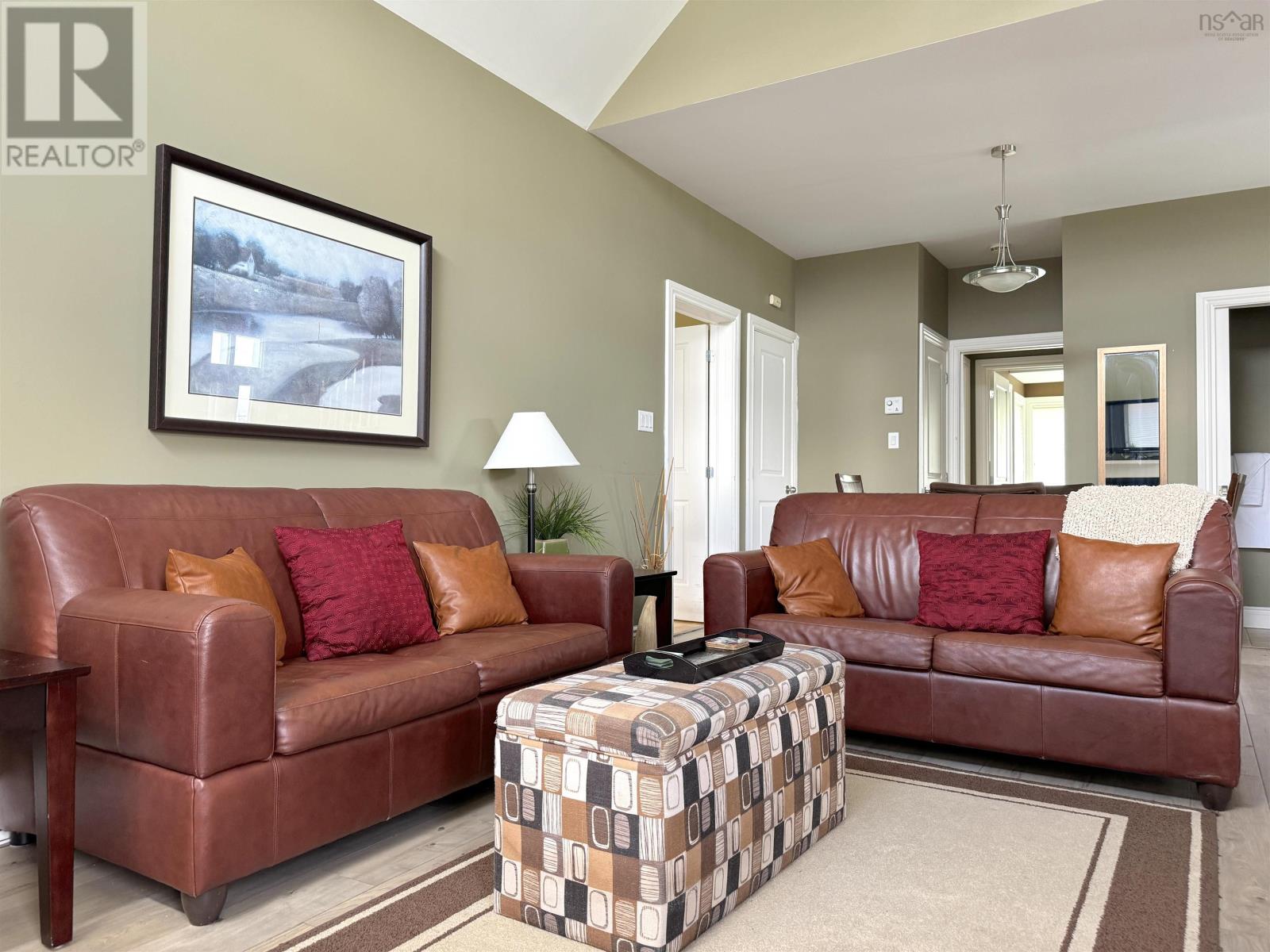 Property 10 of 35 of 7 Bell Bay Way