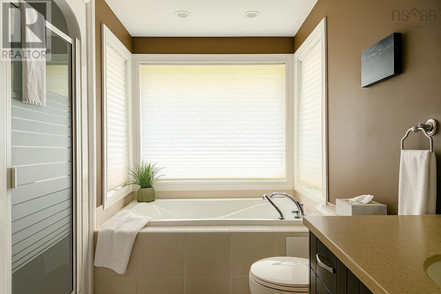 Property 24 of 35 of 7 Bell Bay Way