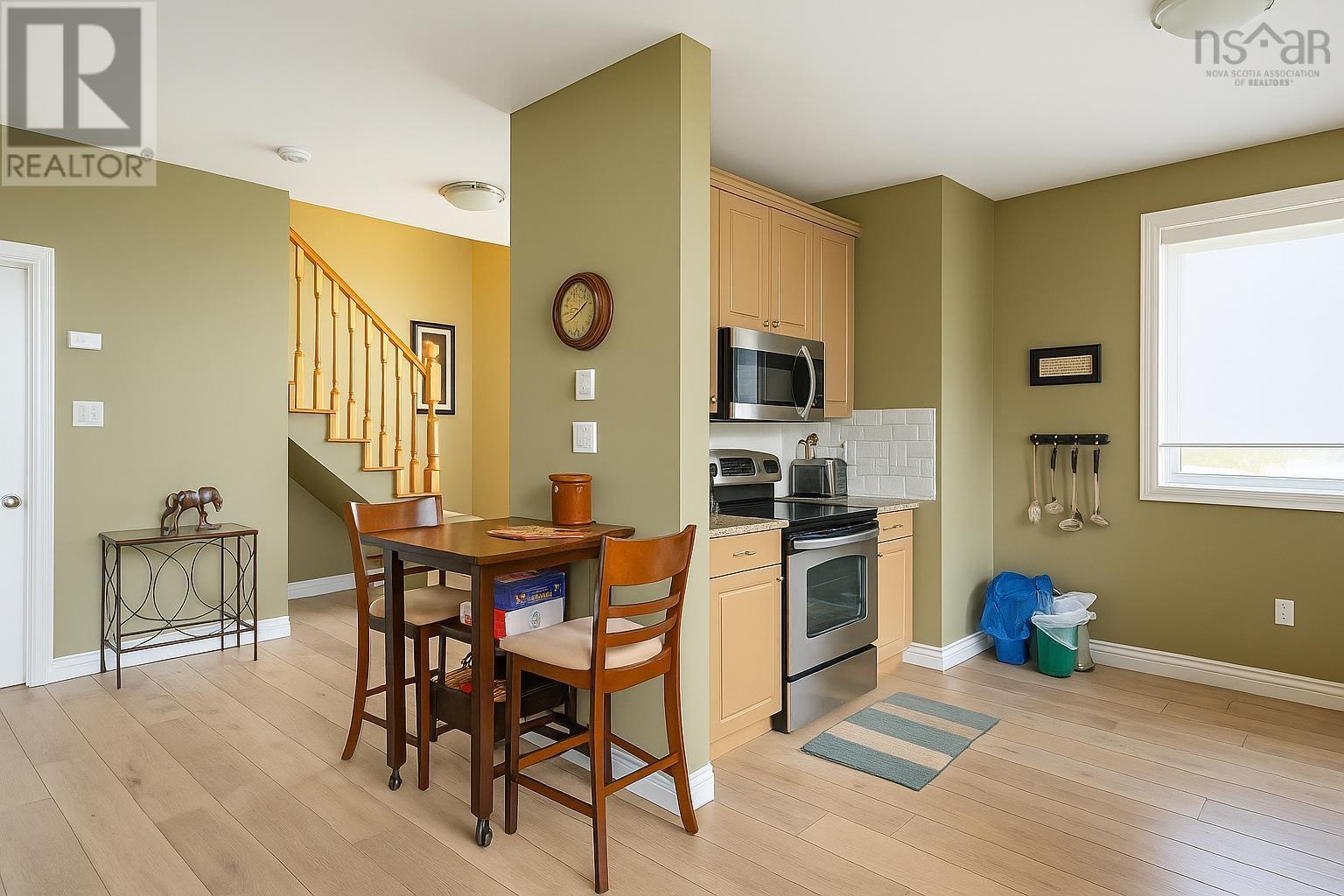 Property 6 of 35 of 7 Bell Bay Way