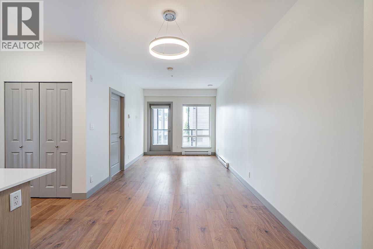 307 6968 ROYAL OAK AVENUE, Burnaby