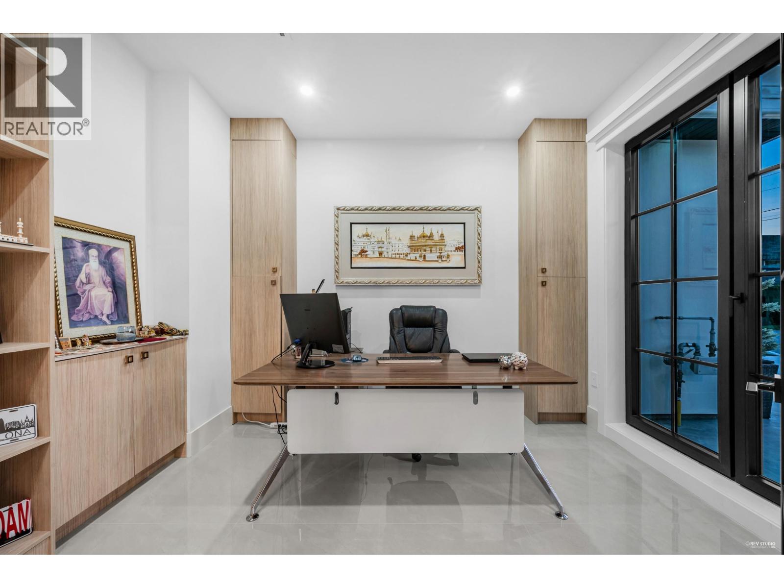 1390 SUTHERLAND AVENUE, North Vancouver