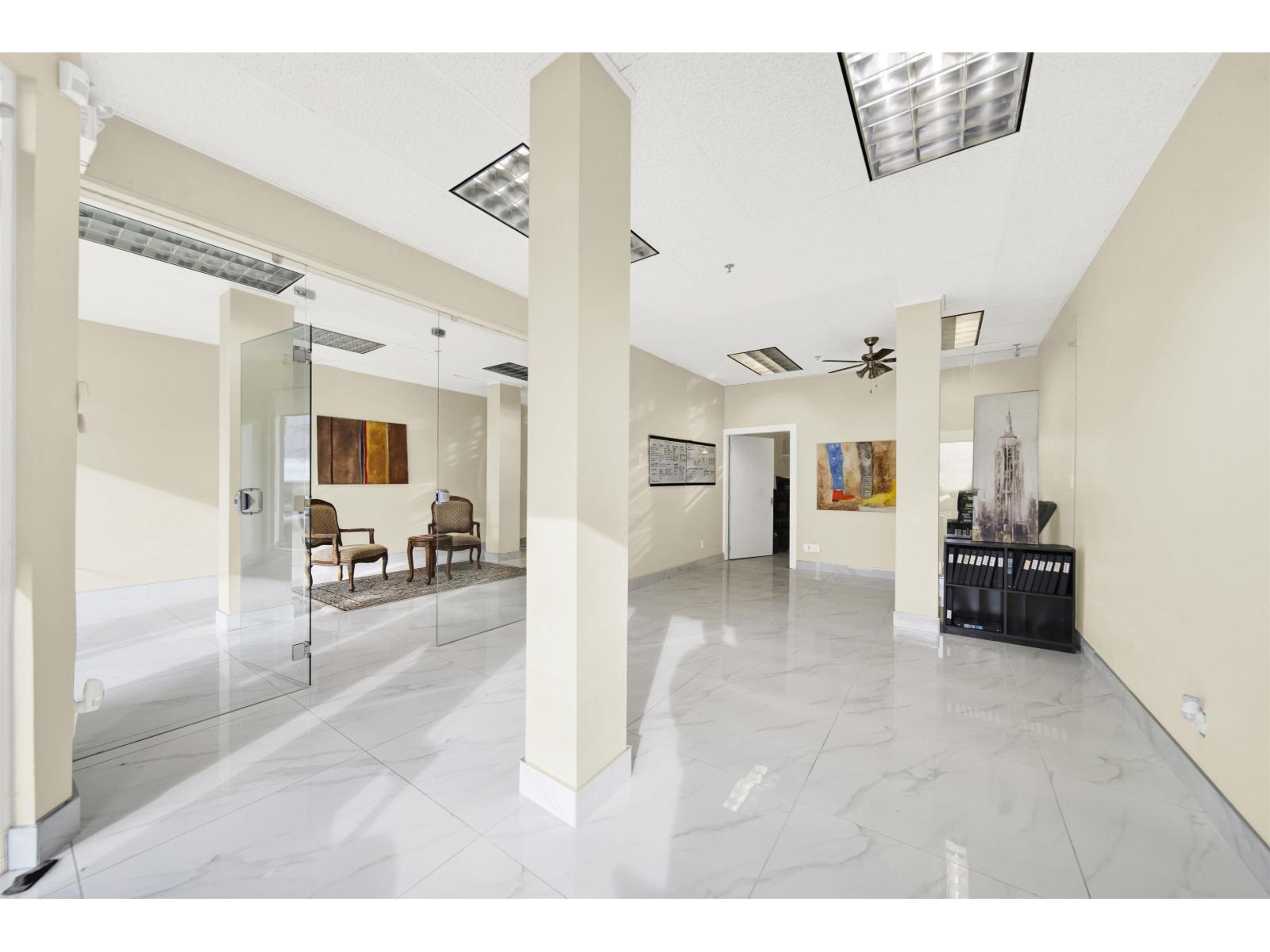 15573-15575 MARINE DRIVE, White Rock