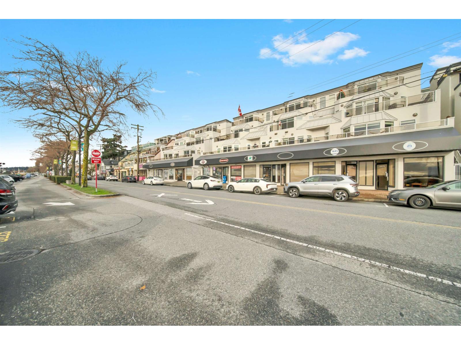 15573-15575 MARINE DRIVE, White Rock