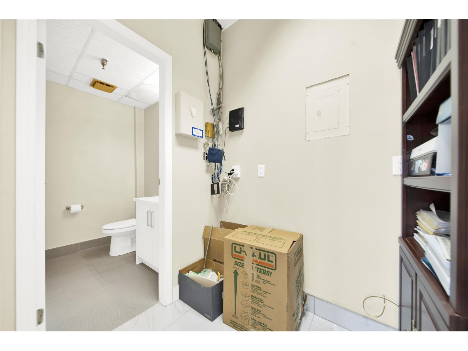 15573-15575 MARINE DRIVE, White Rock