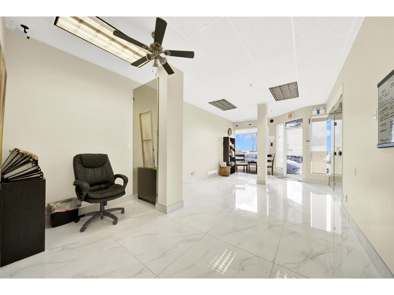 15573-15575 MARINE DRIVE, White Rock