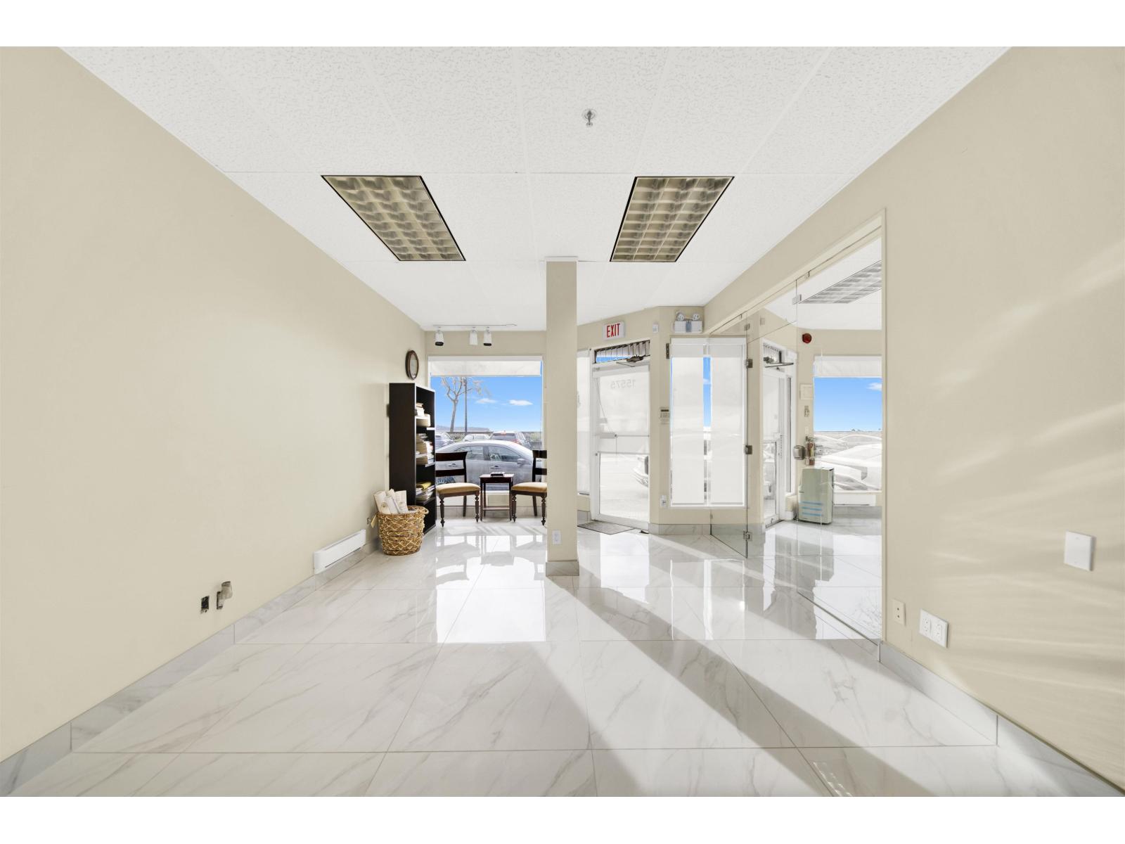 15573-15575 MARINE DRIVE, White Rock