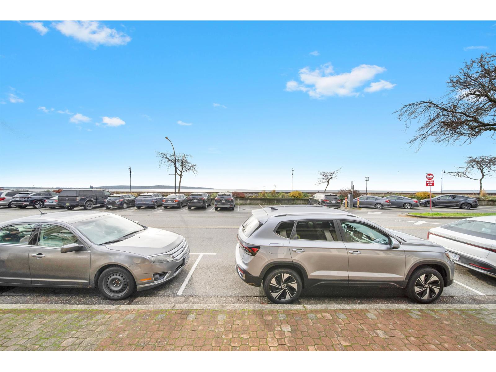 15573-15575 MARINE DRIVE, White Rock