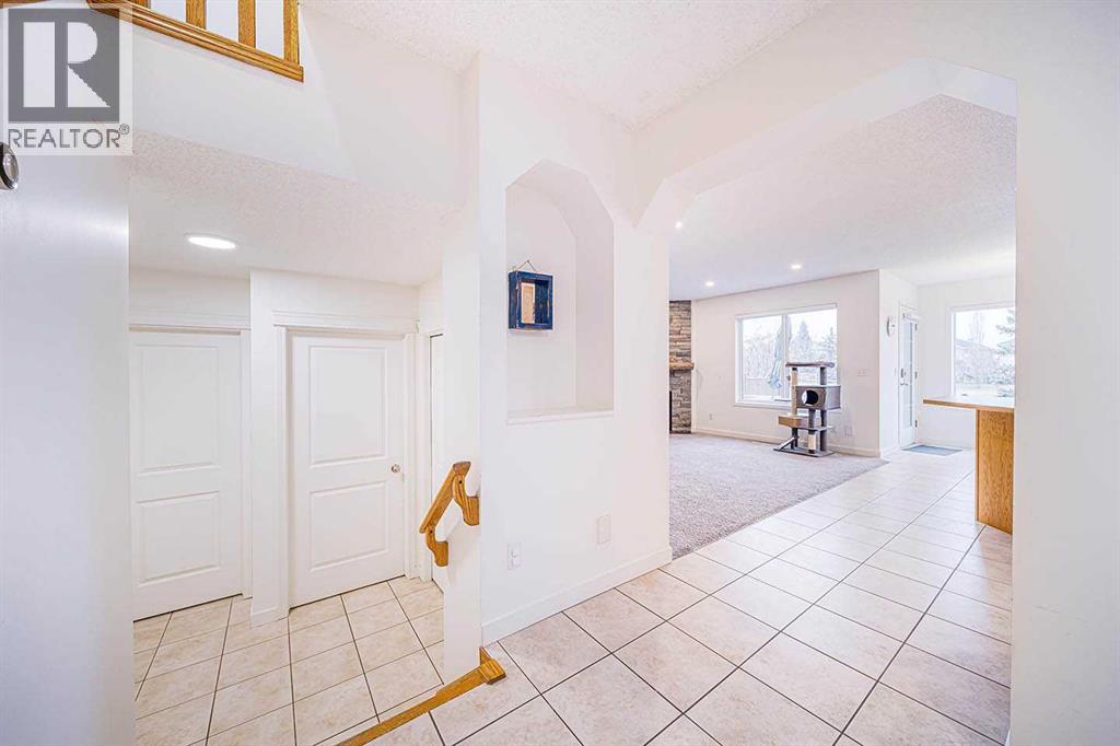 Single Family House for Sale in  Chapalina Park Crescent SE Chaparral Calgary 