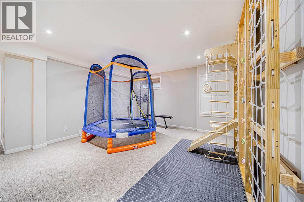 Single Family House for Sale in  Chapalina Park Crescent SE Chaparral Calgary 