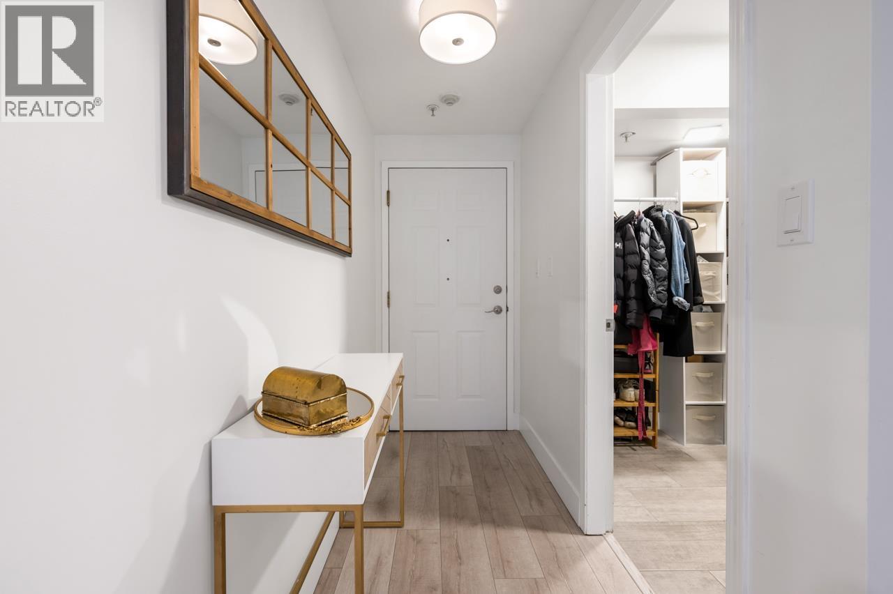 101 525 AGNES STREET, New Westminster