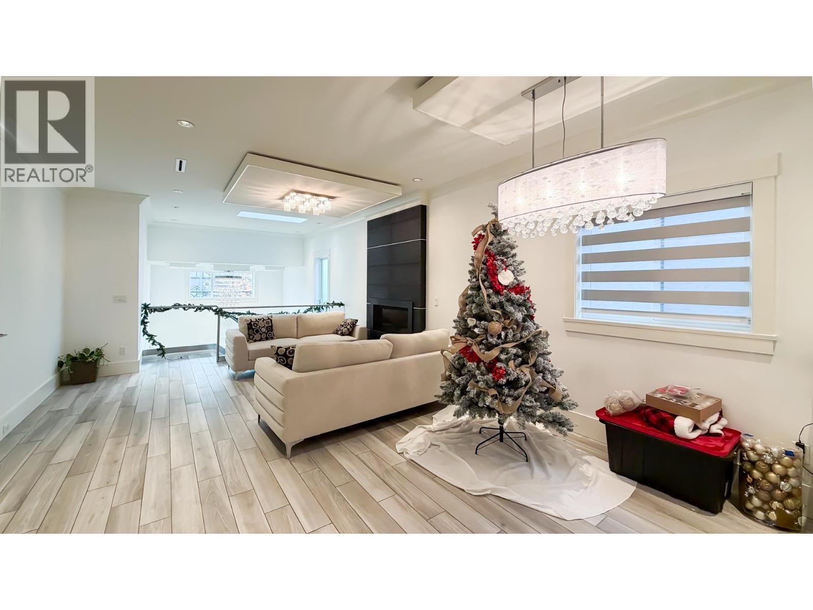 10297 BIRD Road, Richmond