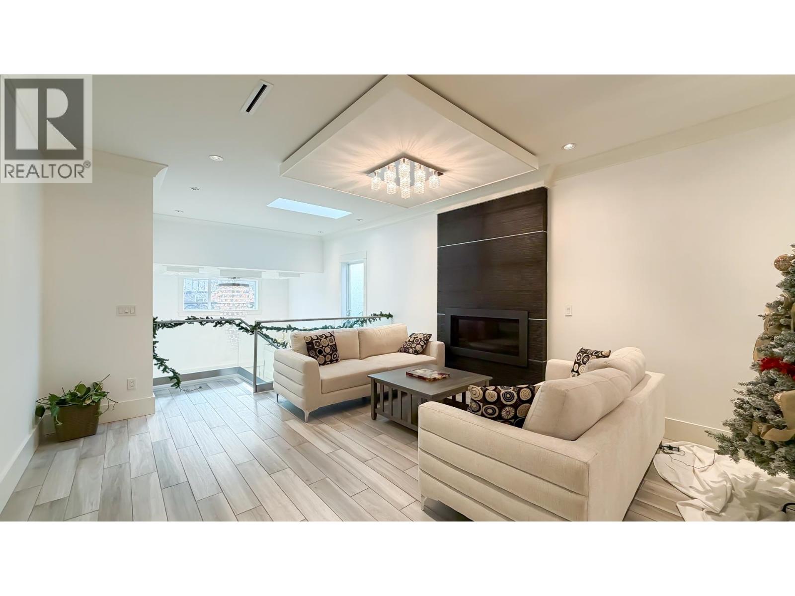 10297 BIRD Road, Richmond