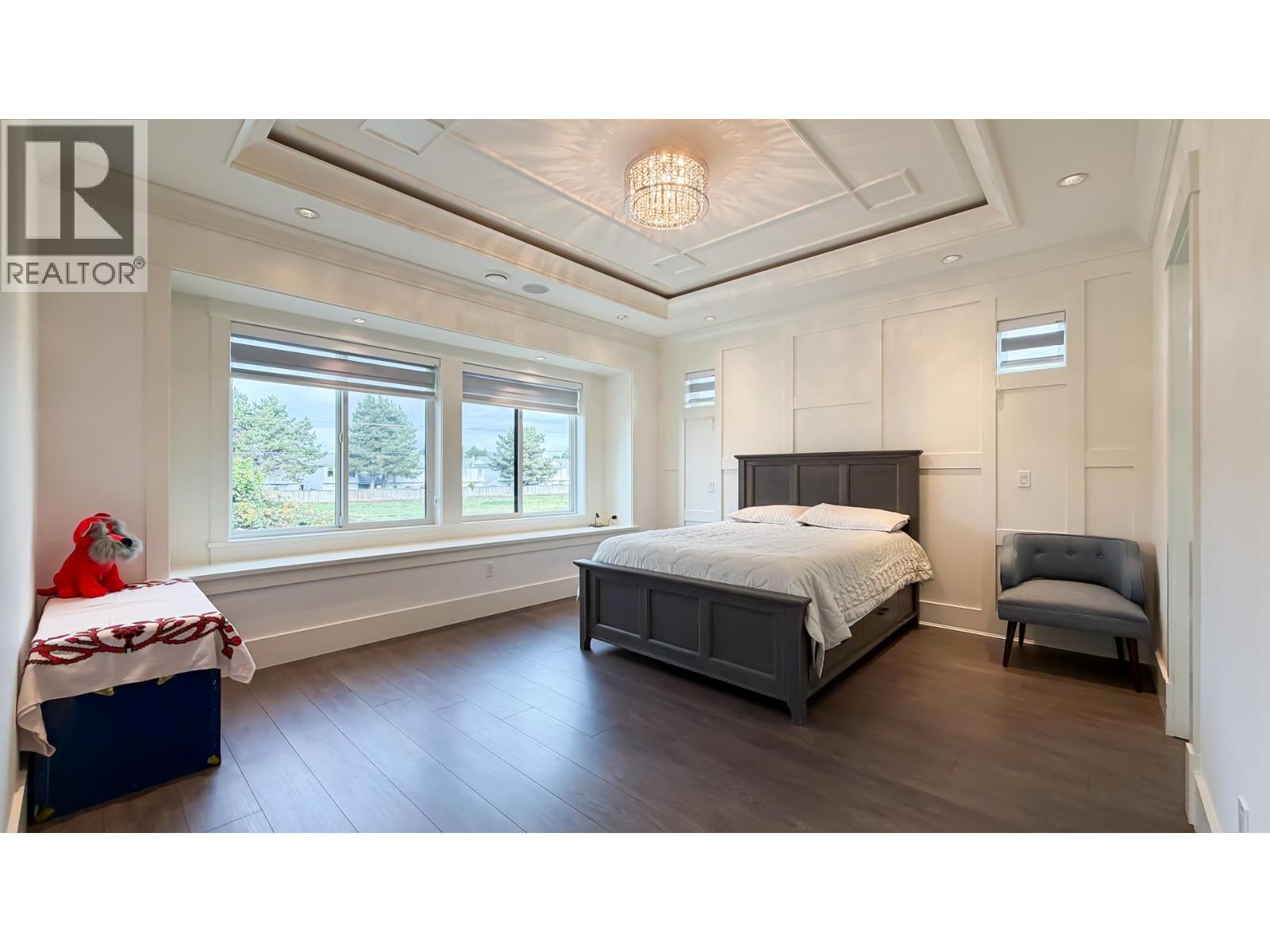 10297 BIRD Road, Richmond