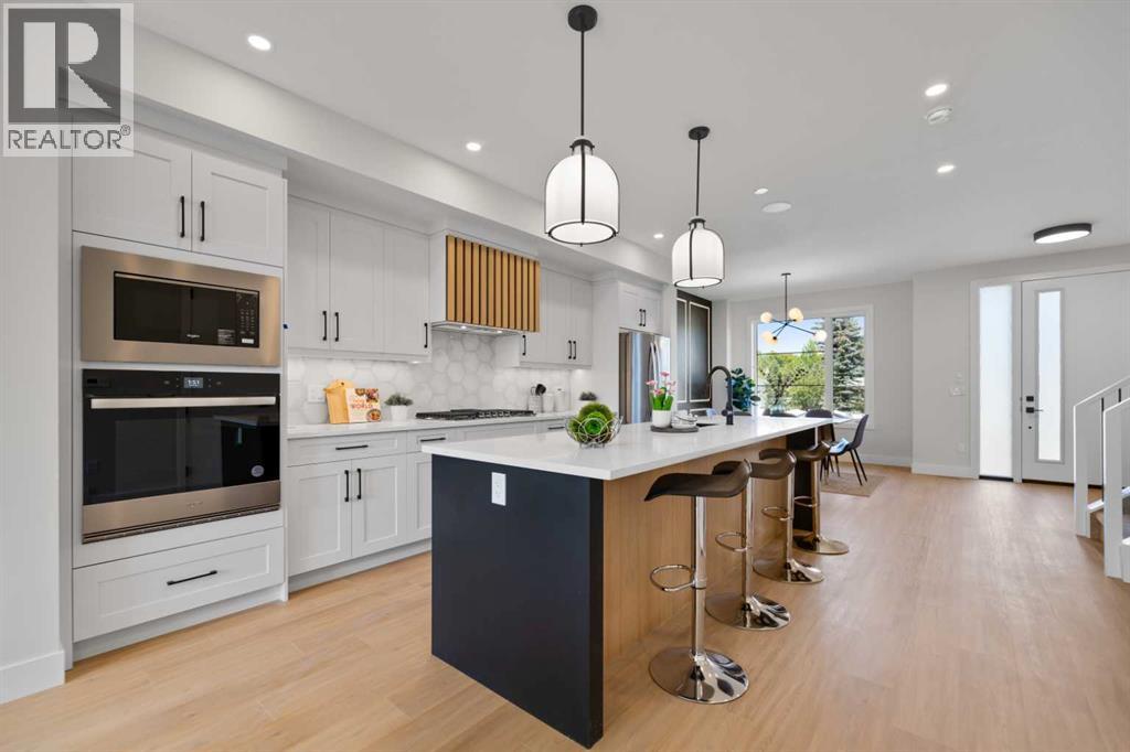 Single Family House for Sale in   Avenue NW Bowness Calgary 