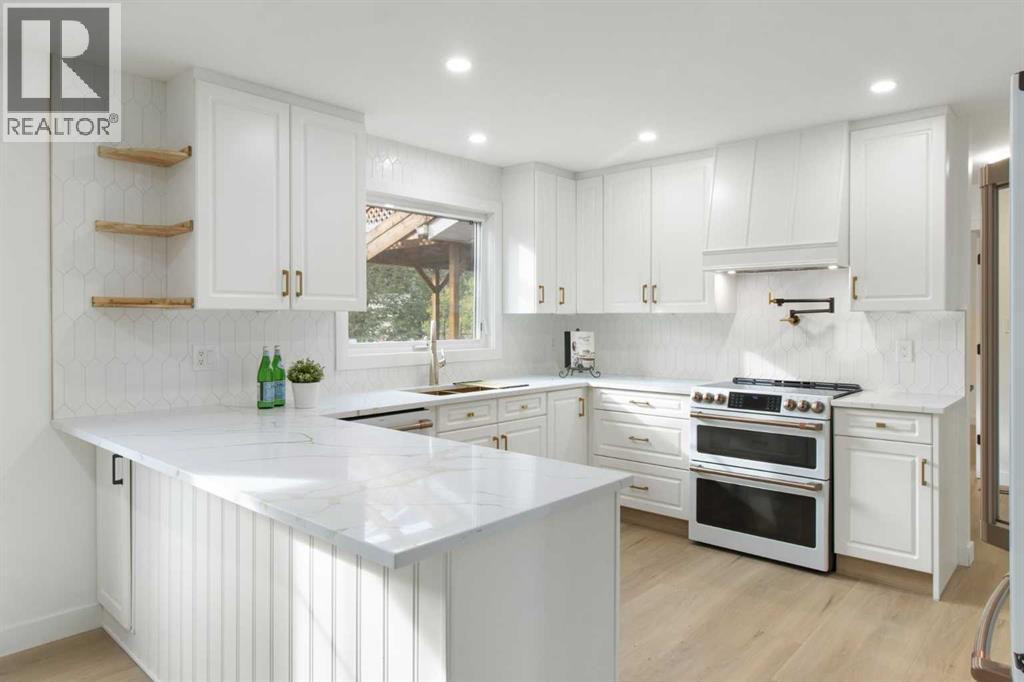 Single Family House for Sale in  Cedarille Crescent SW Cedarbrae Calgary 