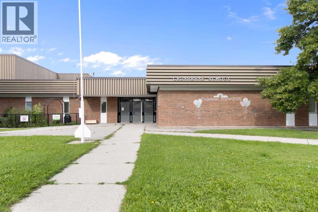 Single Family House for Sale in  Cedarille Crescent SW Cedarbrae Calgary 