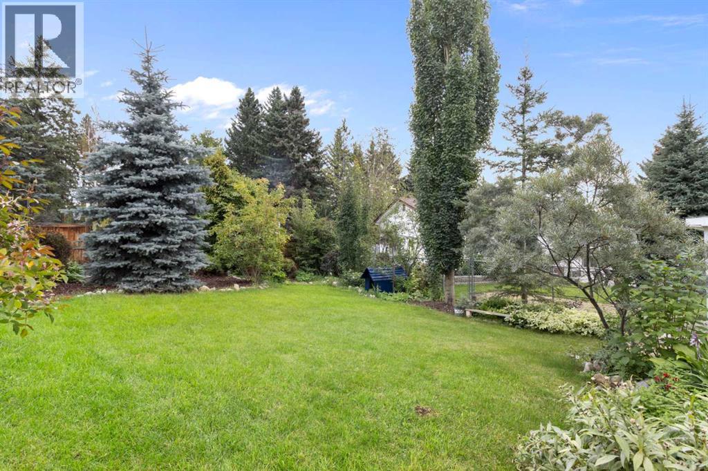 Single Family House for Sale in  Cedarille Crescent SW Cedarbrae Calgary 