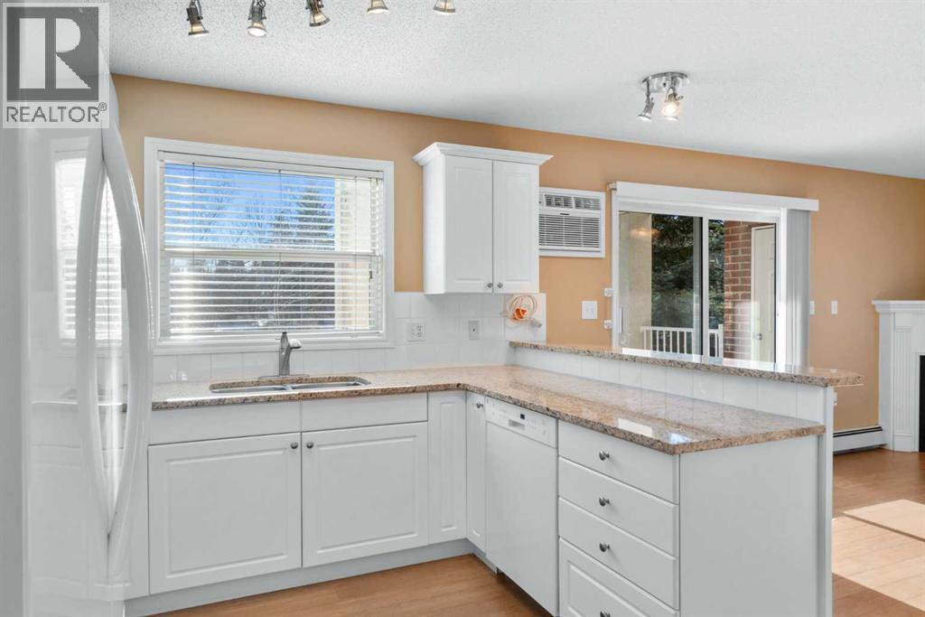 Single Family House for Sale in   Hunterview Drive NW Huntington Hills Calgary 