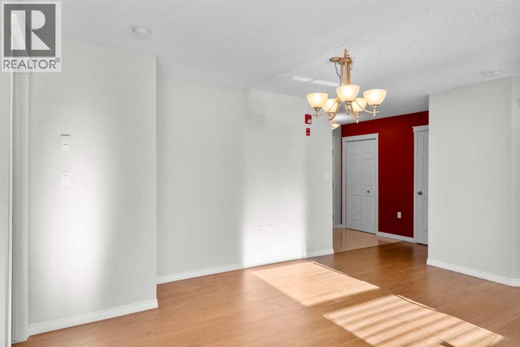 Single Family House for Sale in   Hunterview Drive NW Huntington Hills Calgary 