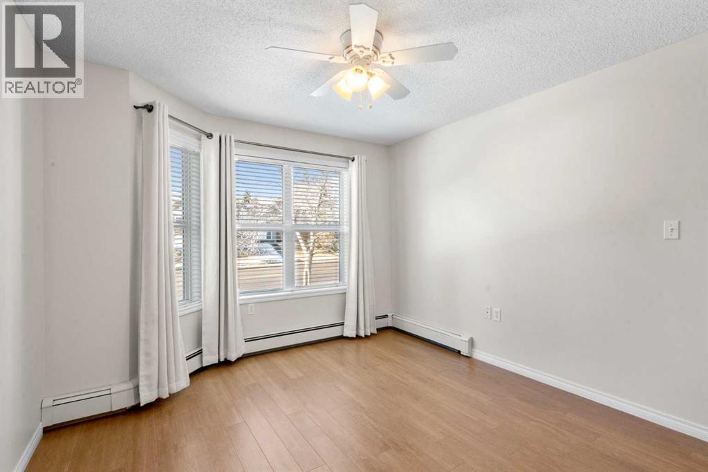 Single Family House for Sale in   Hunterview Drive NW Huntington Hills Calgary 