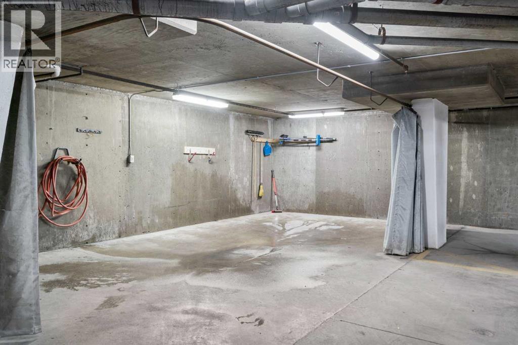 Single Family House for Sale in   Hunterview Drive NW Huntington Hills Calgary 