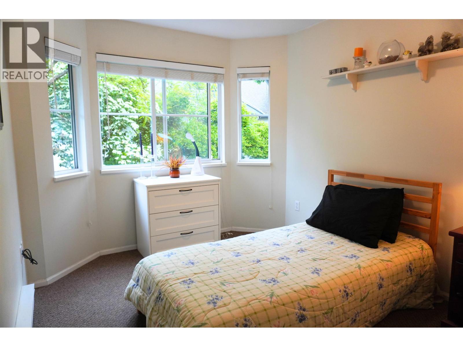 19 19034 MCMYN ROAD, Pitt Meadows