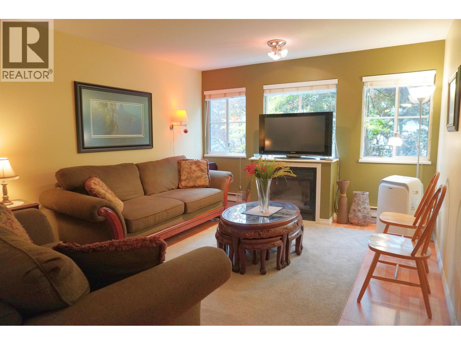 19 19034 MCMYN ROAD, Pitt Meadows