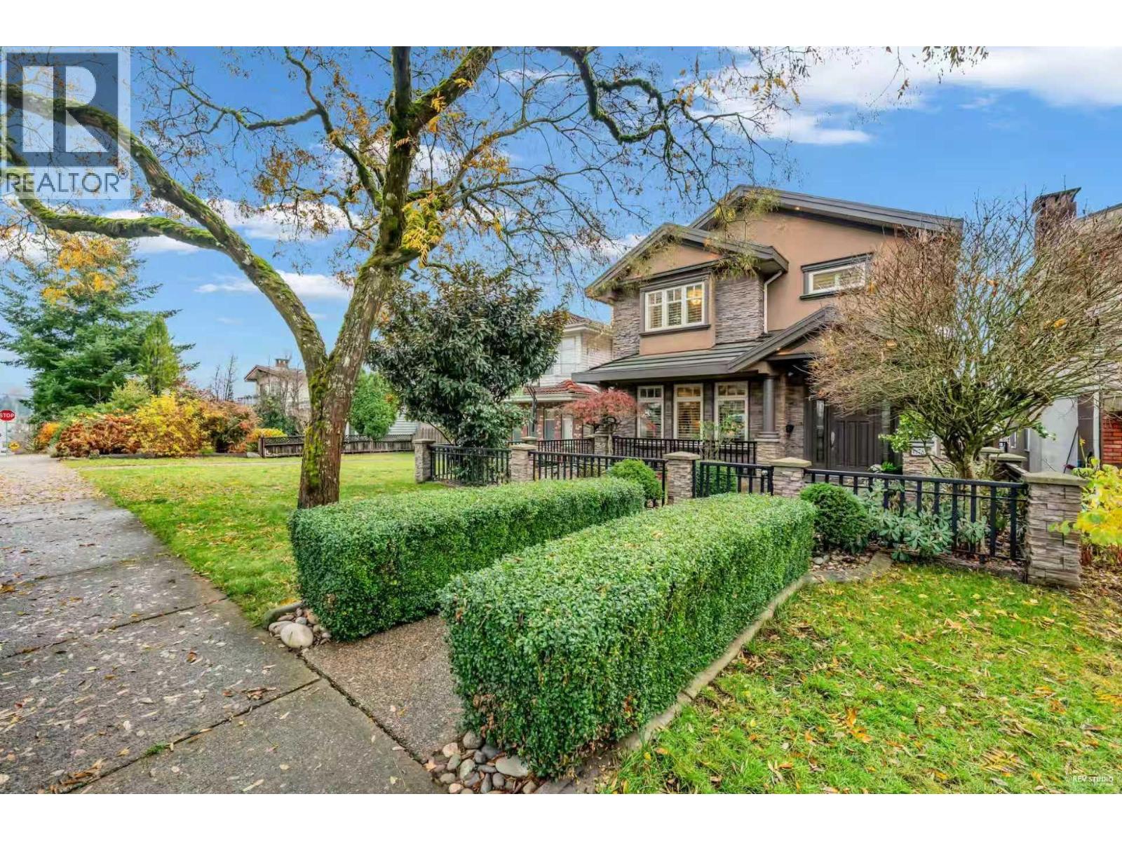 4878 GEORGIA STREET, Burnaby