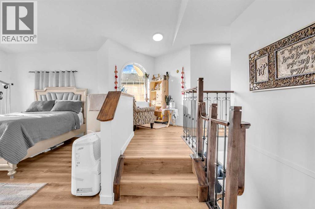 Single Family House for Sale in  Taracove Estate Drive NE Taradale Calgary 