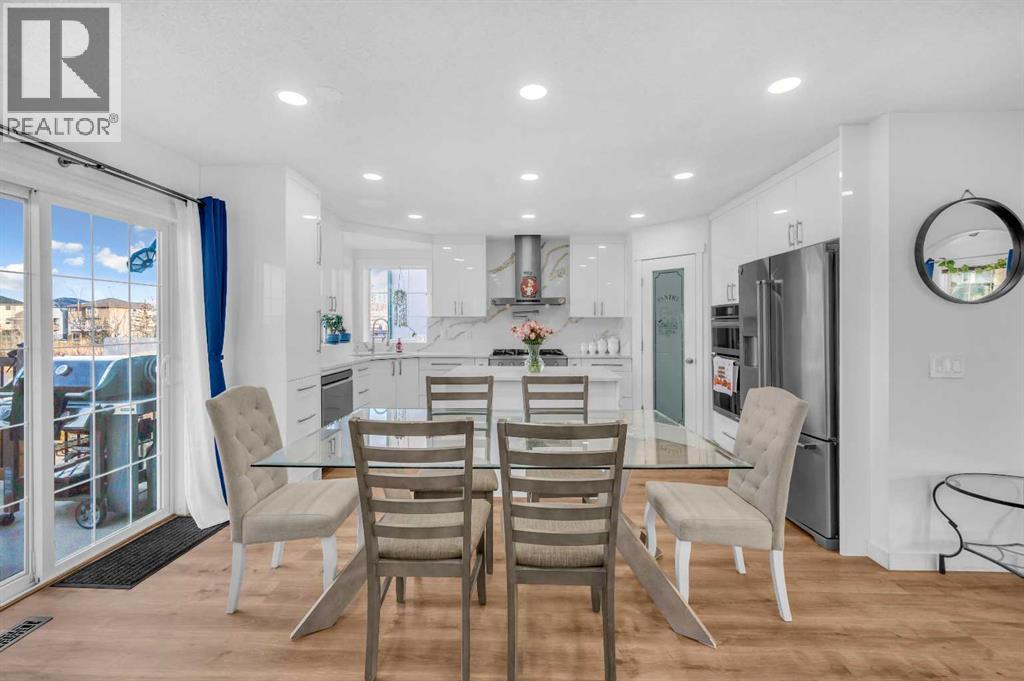 Single Family House for Sale in  Taracove Estate Drive NE Taradale Calgary 