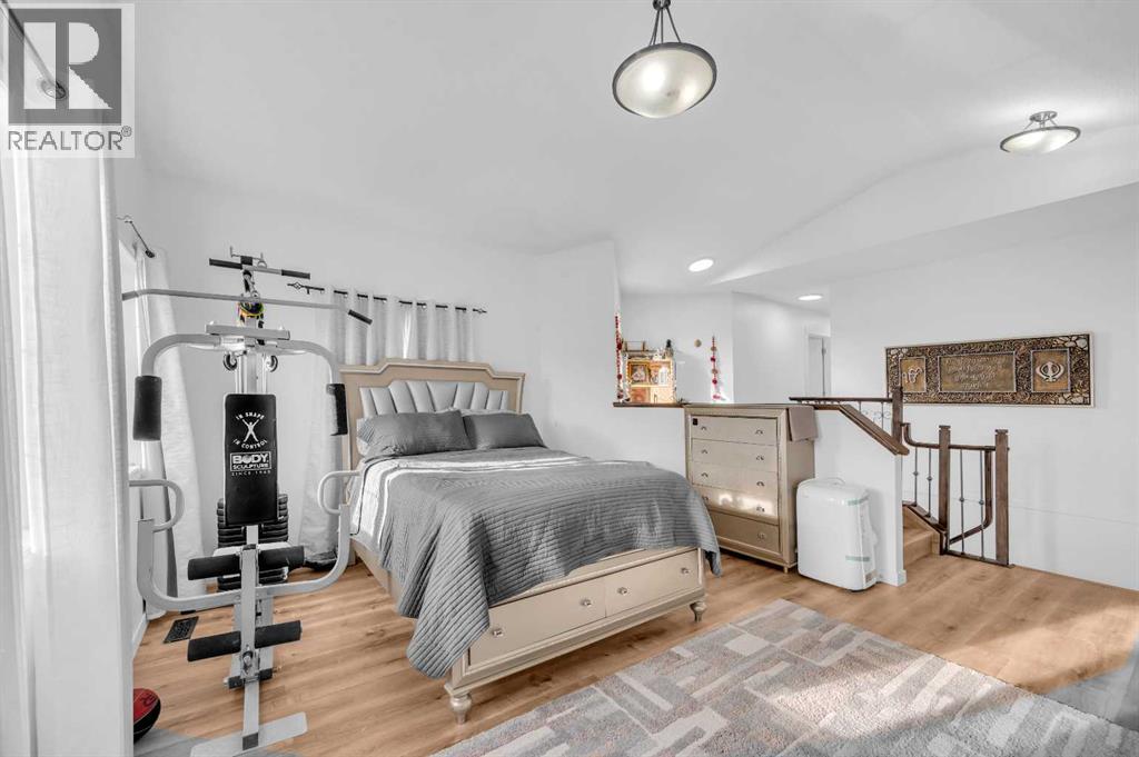 Single Family House for Sale in  Taracove Estate Drive NE Taradale Calgary 