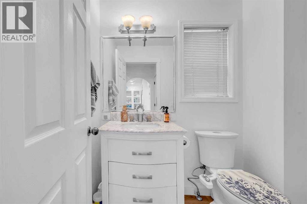 Single Family House for Sale in  Taracove Estate Drive NE Taradale Calgary 