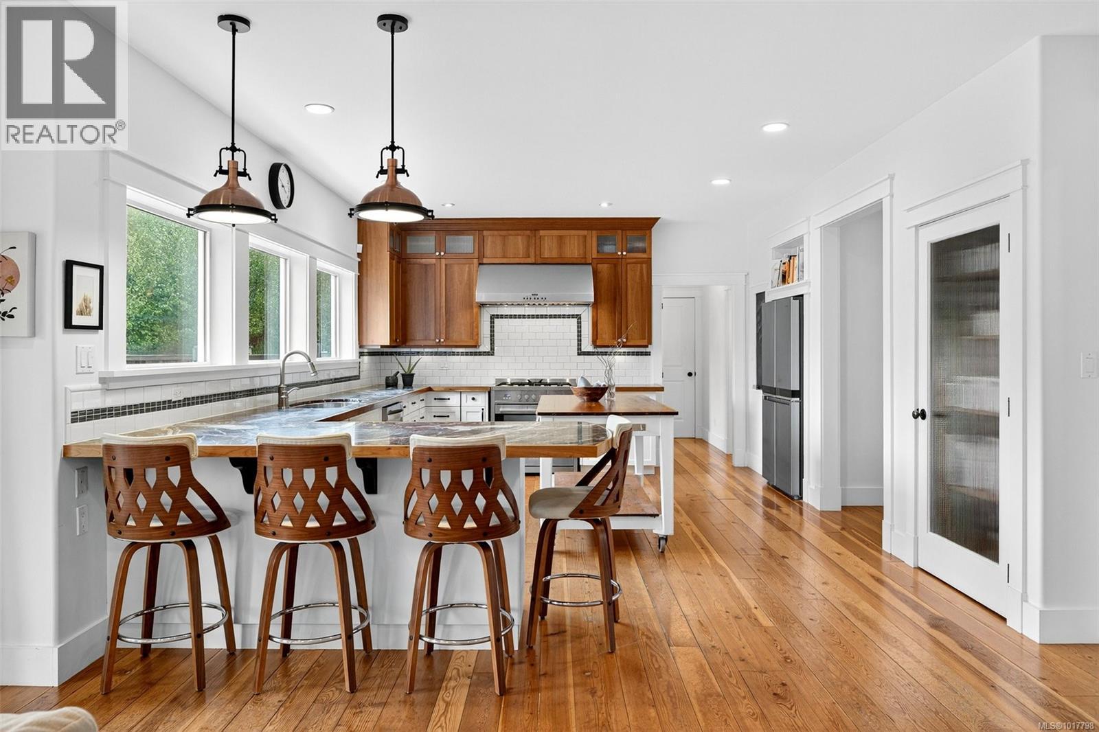 319 Stebbings Rd, Shawnigan Lake