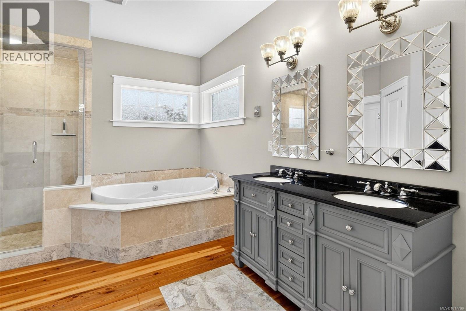 319 Stebbings Rd, Shawnigan Lake