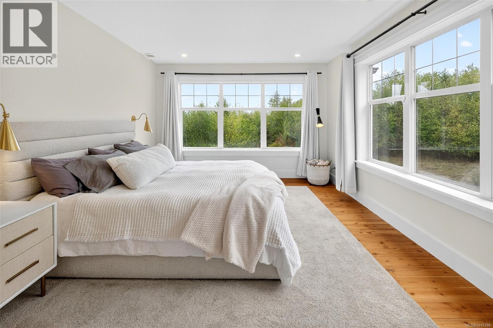 319 Stebbings Rd, Shawnigan Lake