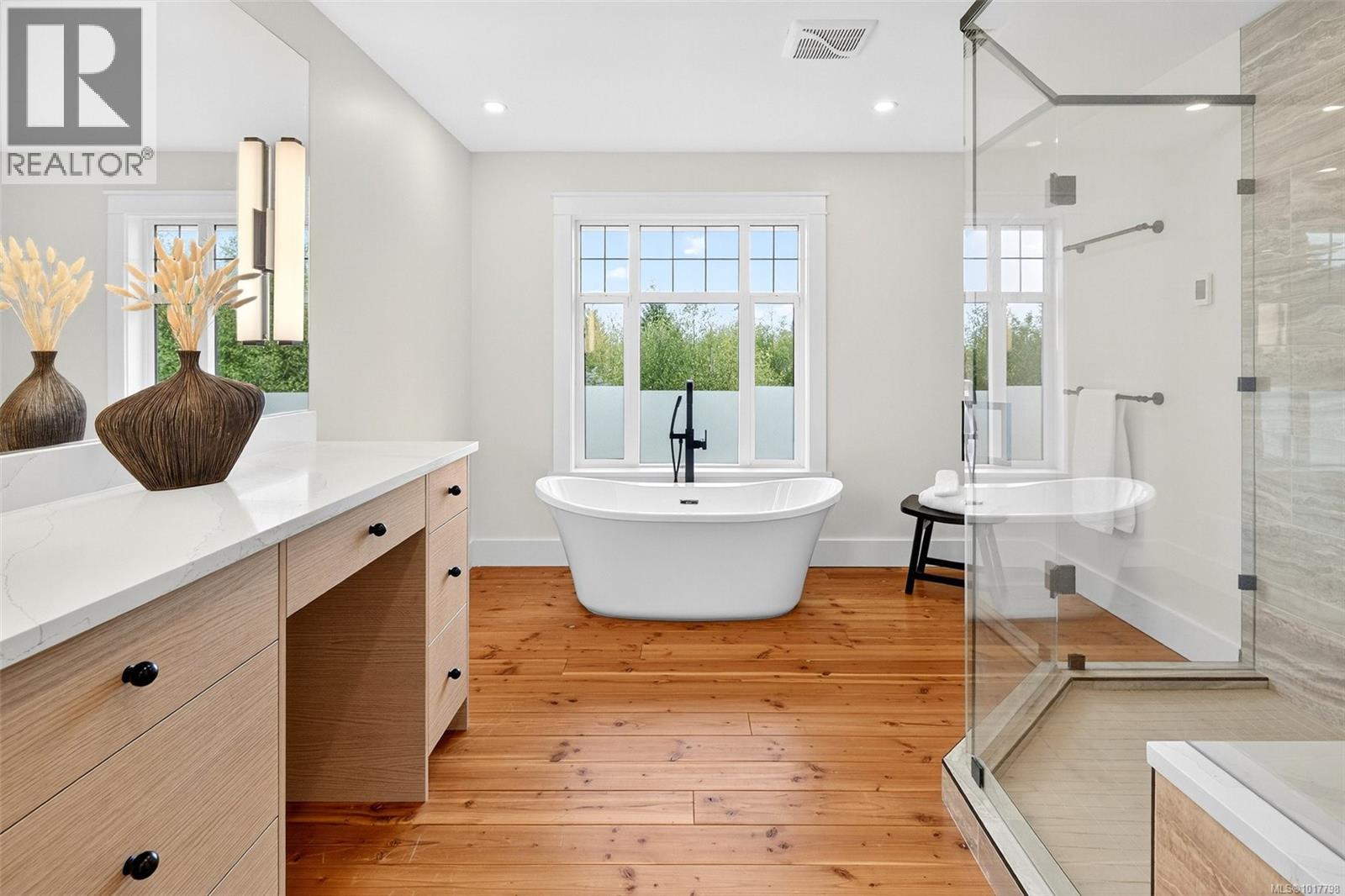 319 Stebbings Rd, Shawnigan Lake