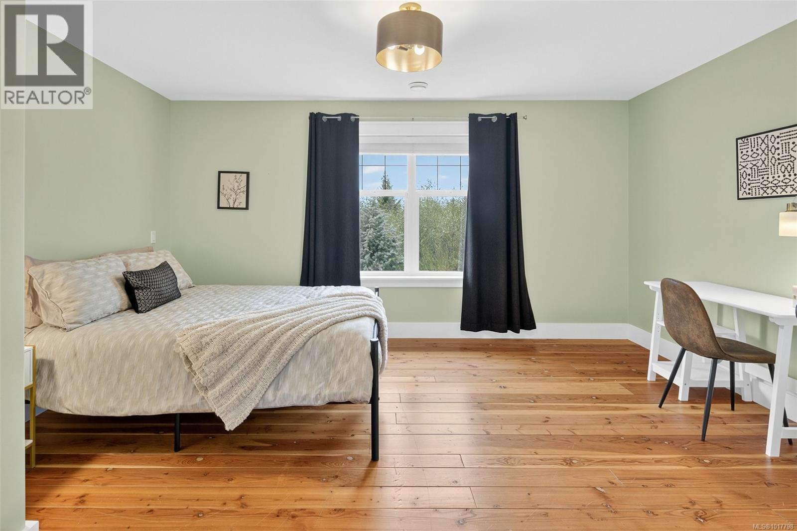 319 Stebbings Rd, Shawnigan Lake