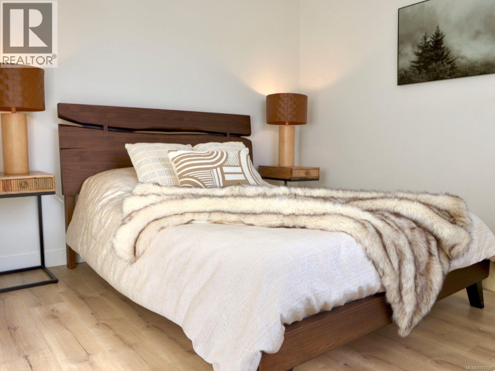 319 Stebbings Rd, Shawnigan Lake