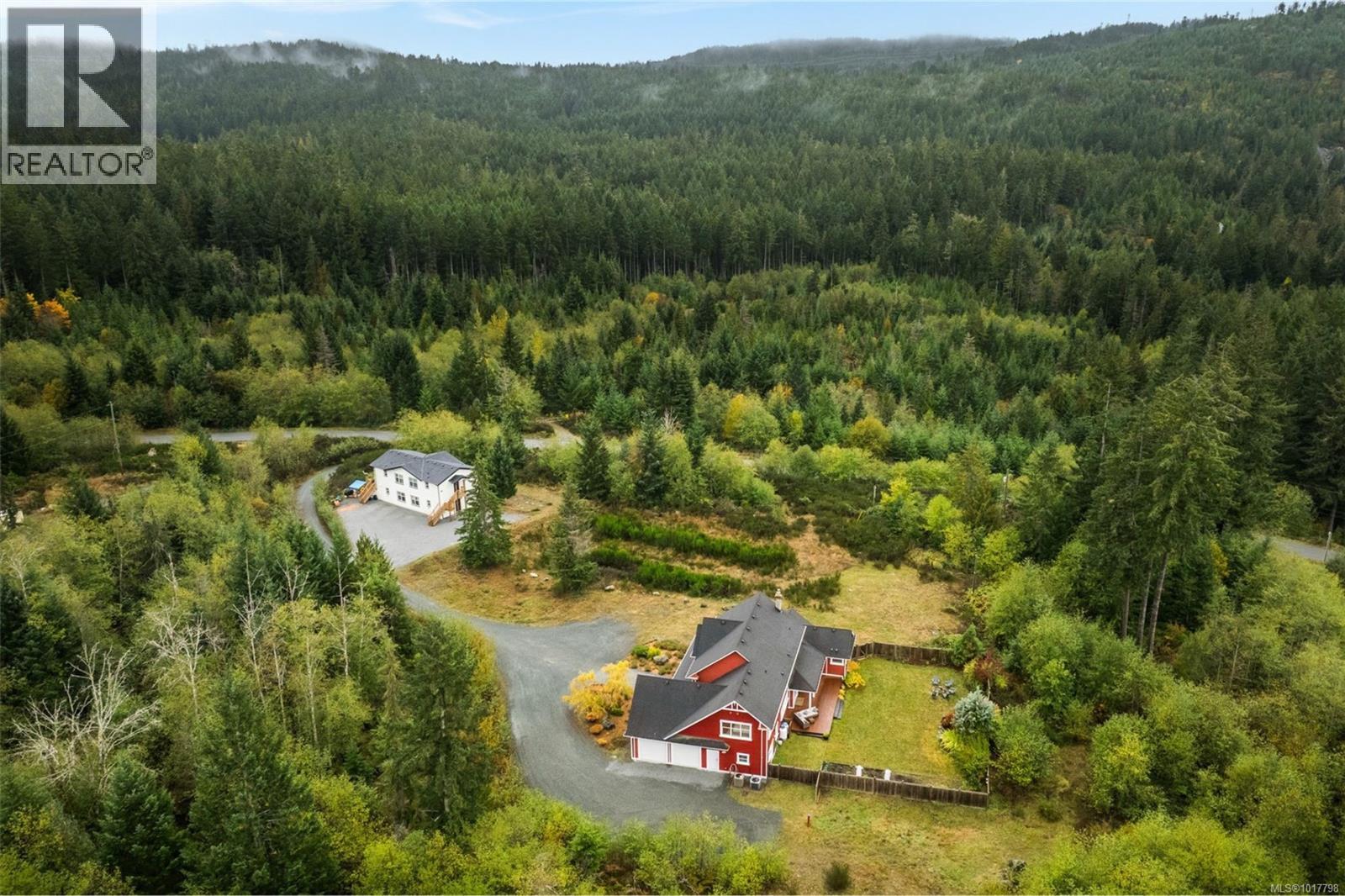 319 Stebbings Rd, Shawnigan Lake